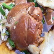 เมนูของร้าน ก๋วยเตี๋ยวไก่มะระนายหาญ