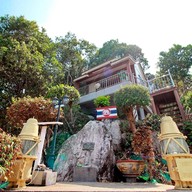 พระตำหนักกรมหลวงชุมพรเขตอุดมศักดิ์ แหลมสิงห์