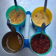 บรรยากาศ ก๋วยเตี๋ยวไก่มะระนายหาญ