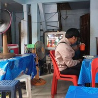 อาหารตามสั่ง ตรงข้ามอารีย์สัมพันธ์ 5