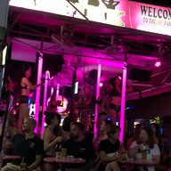 บรรยากาศ Bangla Walking Street