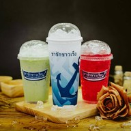 เมนูของร้าน โรตีชาชักชาวเรือ สายใต้ใหม่