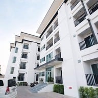 B2 Korat Boutique & Budget Hotel