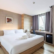 B2 Korat Boutique & Budget Hotel