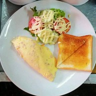 เมนูของร้าน กาแฟก๊อต ไข่กระทะ อาหารเช้า เครื่องดื่ม ตลาดประชานิเวศน์ 1