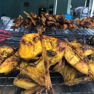 บรรยากาศ บังฟาคิร ไก่ย่างนาป้อ