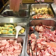 กิน พุง กาง หมูกระทะ