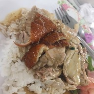 เฮียเป็ด ข้าวหน้าเป็ดย่าง อู่รถเมล์สายลวด สมุทรปราการ