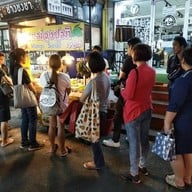 บรรยากาศ ยำมะม่วงปูม้า By นู๋ผึ้ง สุขุมวิท 77/1