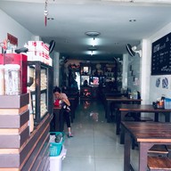 แอมอาหารเช้า