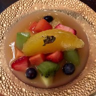 เมนูของร้าน L'Atelier de Joel Robuchon คิวบ์ ไลฟ์สไตล์ รีเทล เซ็นเตอร์