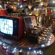มา-หา-ที ตลาดวินเทจภูเก็ต(กะทู้ )