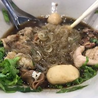 เมนูของร้าน เท็กซัส ก๋วยเตี๋ยวหมูน้ำแดงสูตรเด็ด