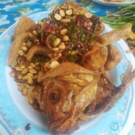 เมนูของร้าน ครัวพรโสภีริมน้ำ