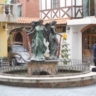 บรรยากาศ Swiss Sheep Farm Pattaya