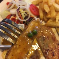 สเต็กแอทเขาใหญ่