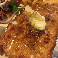 สเต็กแอทเขาใหญ่