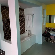 ทีซิกซ์ไฟว์ ฟีนอมินัล