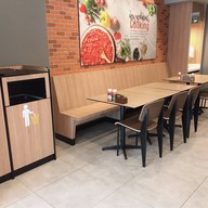 บรรยากาศ Dairy Queen ® สาธุประดิษฐ์