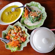 ร้านอาหารต้นข้าวซีฟู๊ด