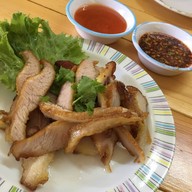 เมนูของร้าน ส้มตำทอด ตายาย
