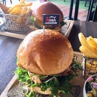 เมนูของร้าน Hash Burger & More, Kata