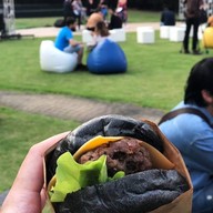 เบอร์เกอร์วิทยา-ฟู้ดทรัค ดราก้อนทาวน์ จุฬาฯซอย20