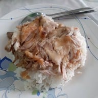 ไก่ต้มน้ำปลา เจ้าเก่าซอยสดใส