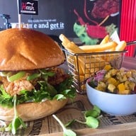 เมนูของร้าน Hash Burger & More, Kata