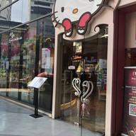 Sanrio Hello Kitty House Bangkok สยามสแควร์ วัน