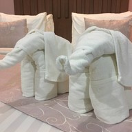 โรงแรมเดอะเซ็นทริส