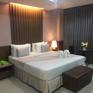 โรงแรมเดอะเซ็นทริส