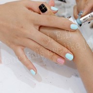 เมนูของร้าน L.E.B