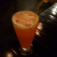 เมนูของร้าน Little Red Oven (Koh Mak Pizza)