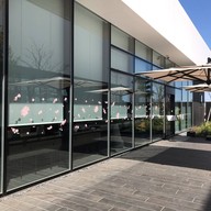 Isuzu Plaza  いすゞプラザ