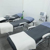 Adonique clinic