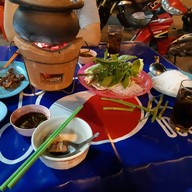 เมนูของร้าน ลาบริมทาง