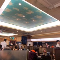 Atmosphere of Sushi Zanmai Ueno