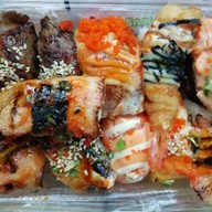 เมนูของร้าน ร้านซูชิหน้าล้น​ By​ Chef Jet.