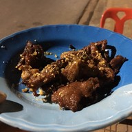 ร้านลาบแม่นัน