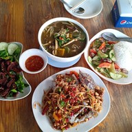 ໂຕບົ້ງຕຳແຊ໋ບ