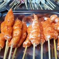 ลิ้นแดง ต๊อกป๊อกกีบางแสน บางแสน