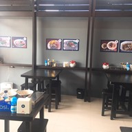 บรรยากาศ ก๋วยเตี๋ยวต้มยำตำลึงเจ้าเก่า 1984