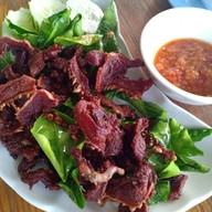 ໂຕບົ້ງຕຳແຊ໋ບ