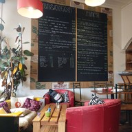 บรรยากาศ Utopia Cafe