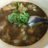 เมนูของร้าน หูฉลามน้ำแดงบรั่นดี น้องนิว เยาวราช