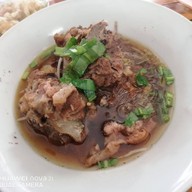 เมนูของร้าน เนื้อลวกโพธาราม 100 ปี