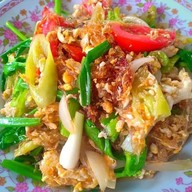 ข้าวหมูทอดเหลือแดก