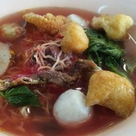 เมนูของร้าน ก๋วยเตี๋ยวไก่ฉีกต้มยำรสมะนาว เซเว่นเจริญพัฒนา(ตรงข้ามบริษัทฟังก์ชัน/เอื้อรามอินทรา 117)