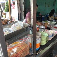 หน้าร้าน ก๋วยเตี๋ยวไก่ลุงมิน หมู่บ้านเศรษฐกิจ บางแค
